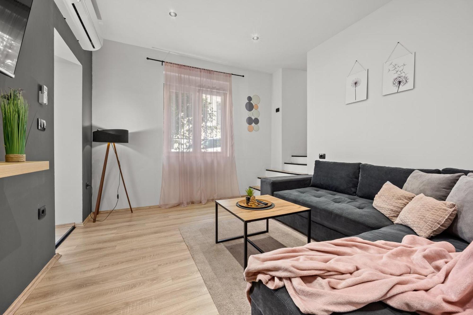 Apartment Rose 普拉 外观 照片